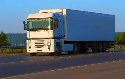 Antalya ile Menderes Arası Öğrenci Eşyası Taşıma